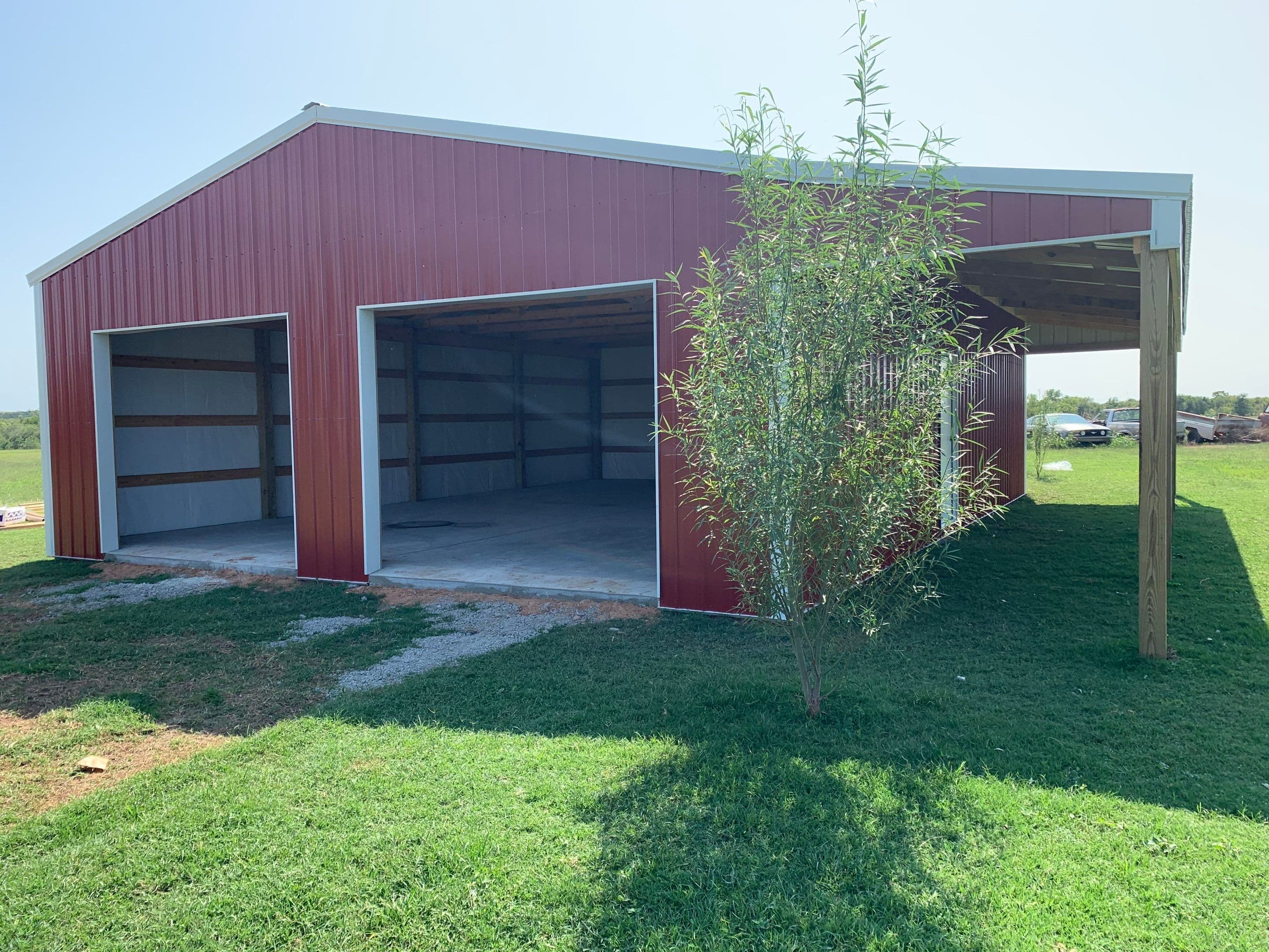 Red Garage - Garage in Ponca City, OK